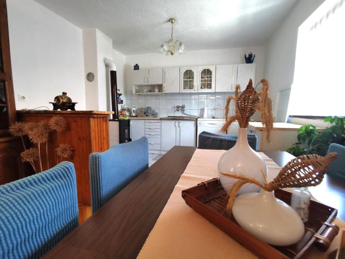 Apartman Pavelić Lovinac  Zewnętrze zdjęcie