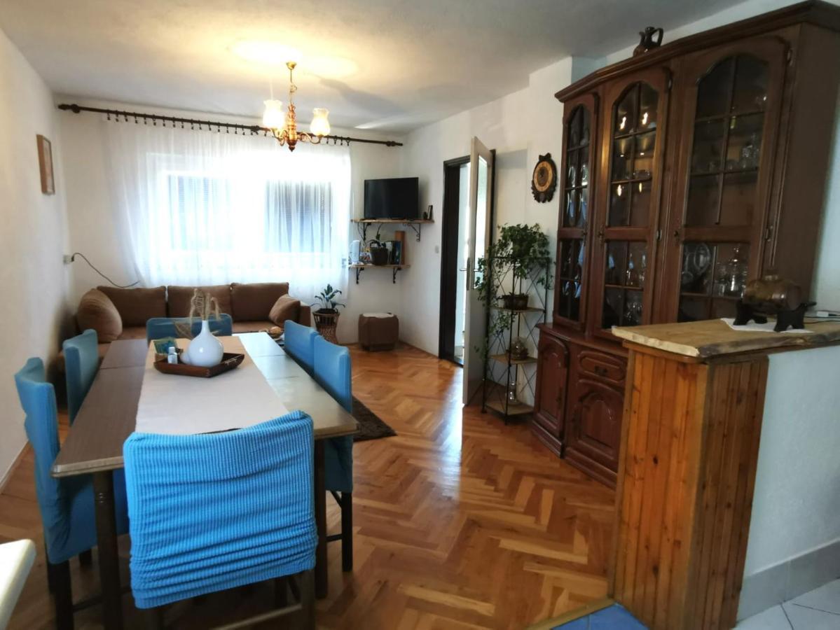 Apartman Pavelić Lovinac  Zewnętrze zdjęcie