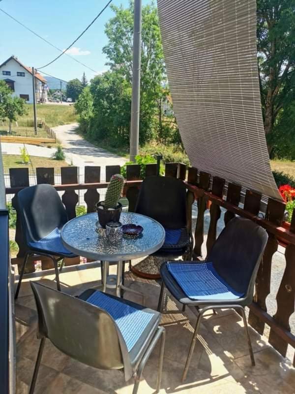 Apartman Pavelić Lovinac  Zewnętrze zdjęcie