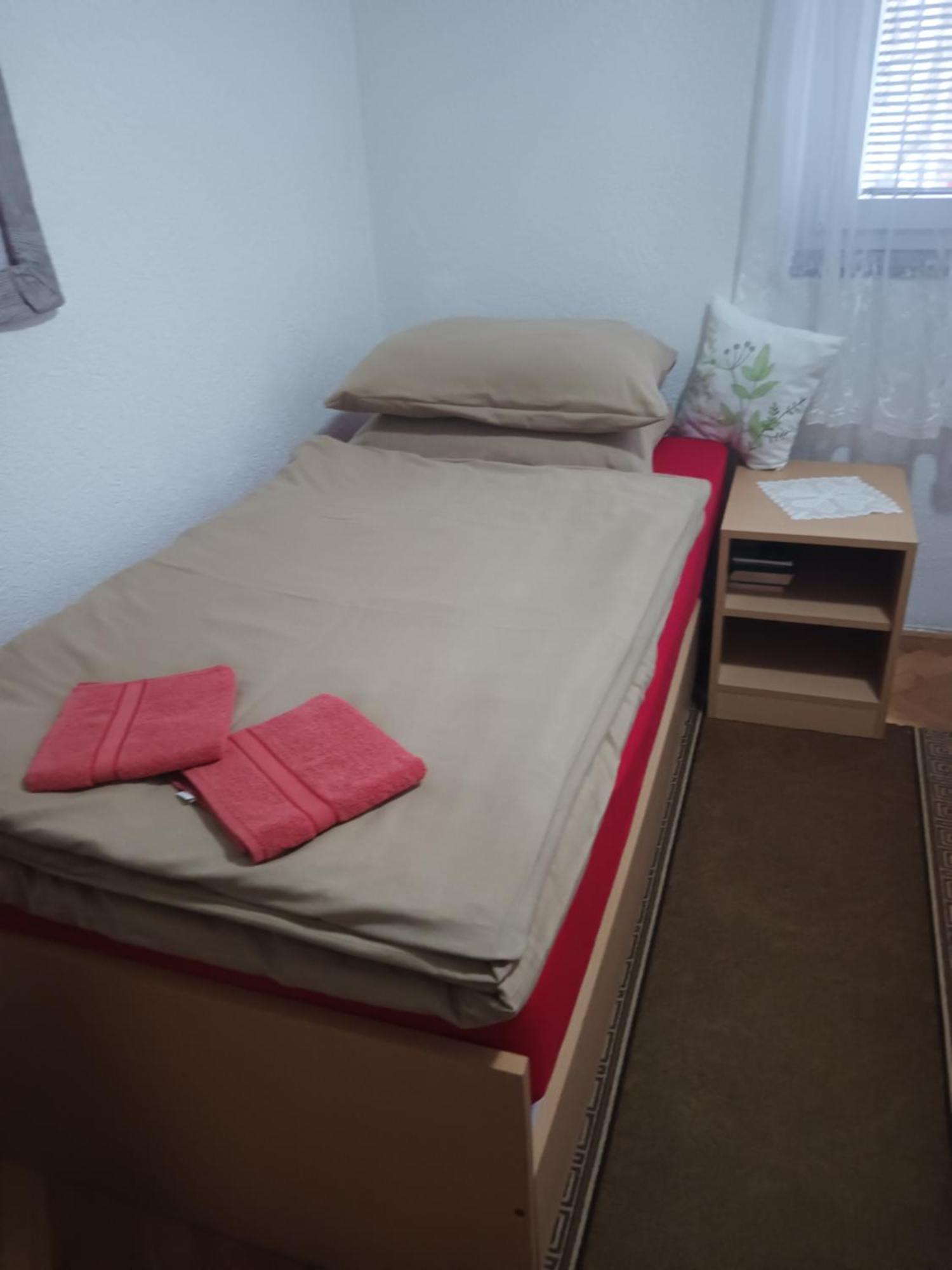 Apartman Pavelić Lovinac  Zewnętrze zdjęcie